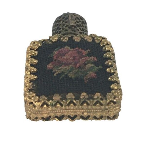 Vtg Austrian Glass Perfume Bottle Petit Point Floral Rose Brass Filigree Ormolu - Picture 6 of 13